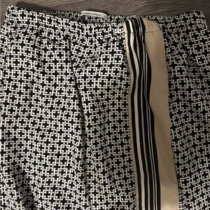 Abercrombie & Fitch Black and Cream Midi Skirt